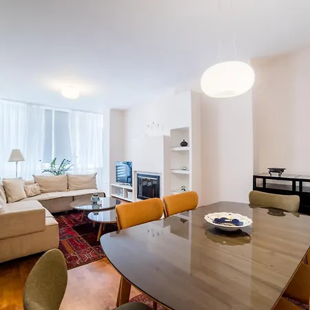 Apartment Maison Eleven 2-bedroom With Balcony And Private Parking Sarajevo