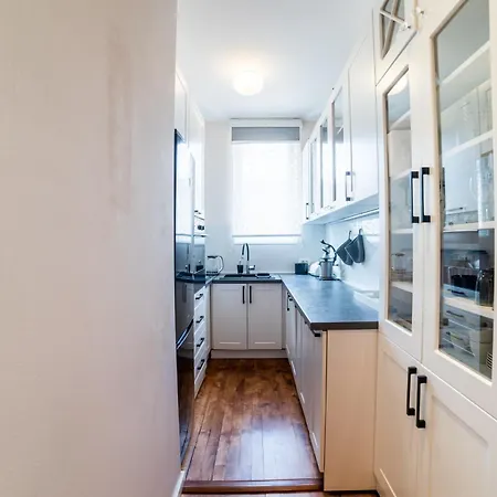 Maison Eleven 2-bedroom With Balcony And Private Parking شقة سراييفو