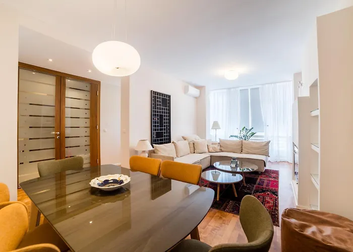 Maison Eleven 2-bedroom With Balcony And Private Parking * Szarajevó