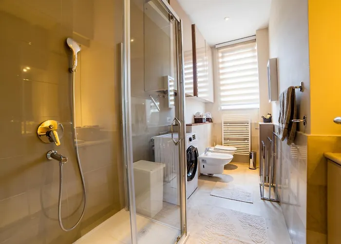 Maison Eleven 2-bedroom With Balcony And Private Parking